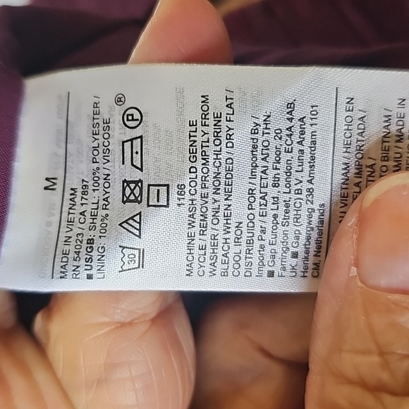 Banana Republic Red Pink Blanched Pleated Mandarin Collar Blouse Tye Die Ambre M - Picture 8 of 9